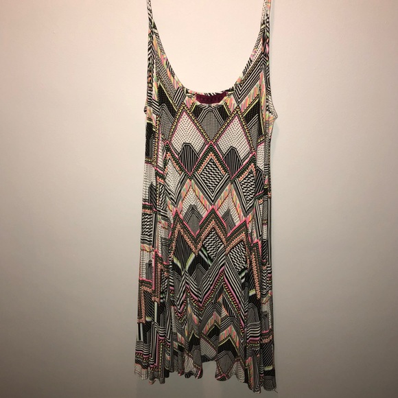 Boohoo Abstract Swing Tunic - Picture 1 of 2